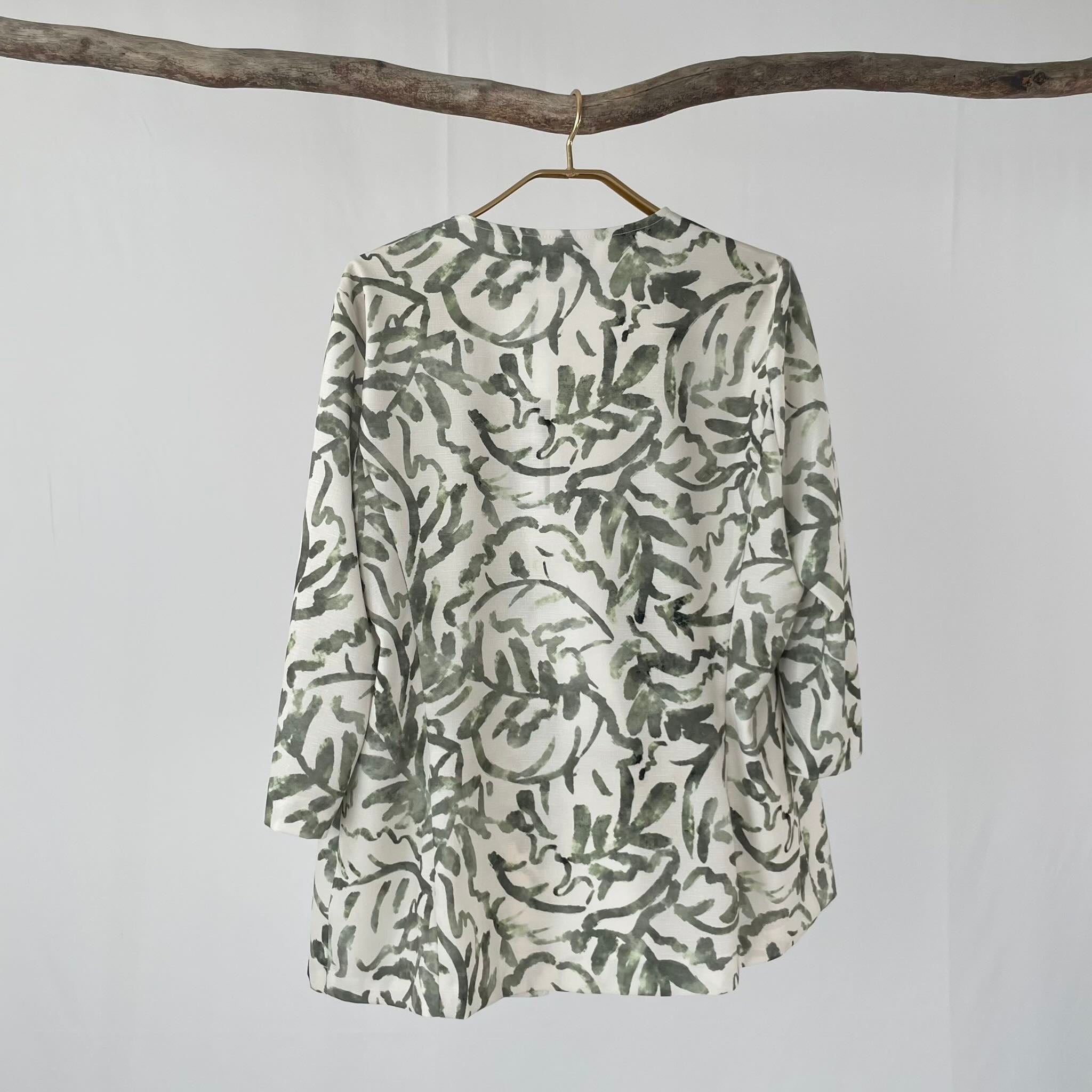 Completo Elena Falco